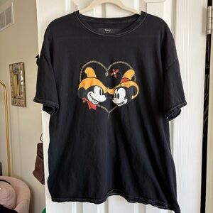 Disney Black T-Shirt with Mickey and Minnie Design Size XL
